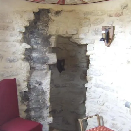 Bize De La Tour فندق مبيت وإفطار Saint-Bonnet-du-Gard