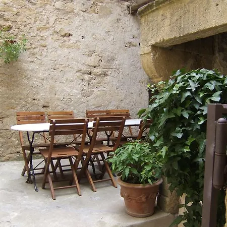 Bize De La Tour * Saint-Bonnet-du-Gard